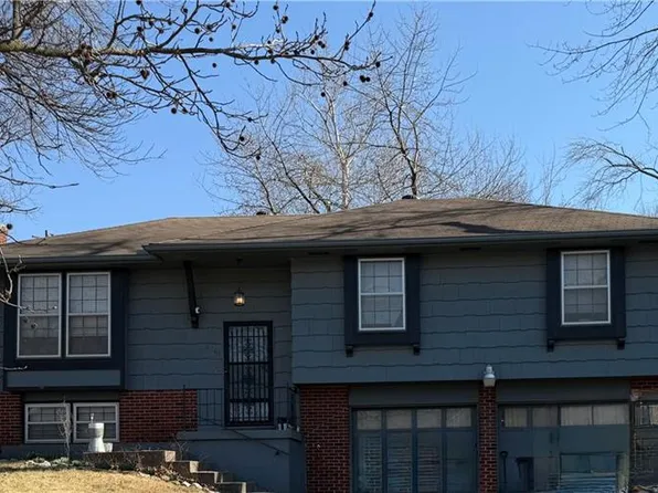 3701 E 112th St, Kansas City, MO 64137