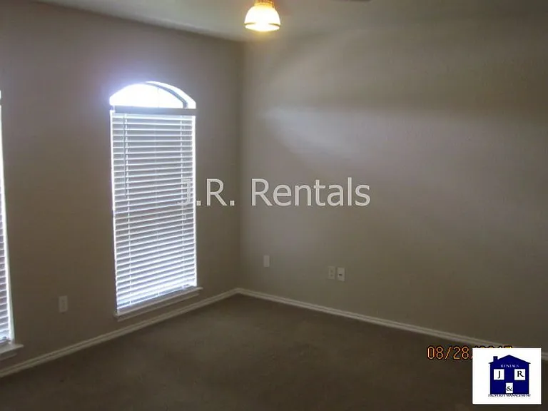 5510 Shawn Dr — Photo 96