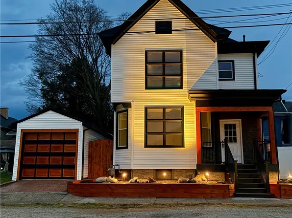 2207 7th Ave, Beaver Falls, PA 15010