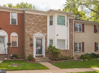 9111 Galbreth Ct, Springfield, VA 22153