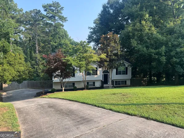 24 Buckthorne Dr, Newnan, GA 30265