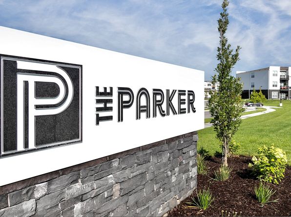 The Parker | 1512 Bristol St, Papillion, NE