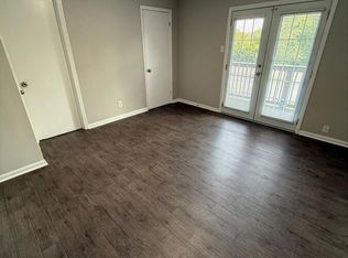 2021 Cambridge Dr #8, Lexington, KY 40504