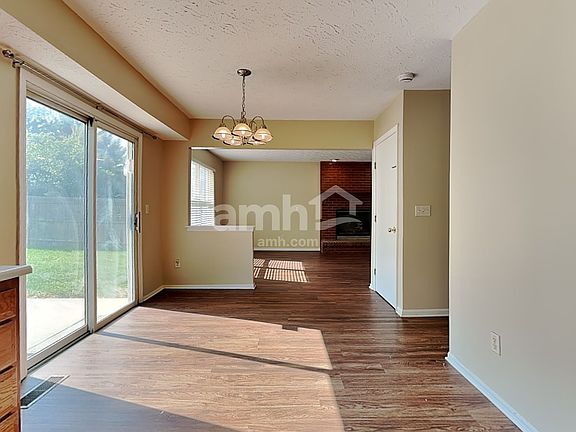 4th image of 420 Granny Smith Ln