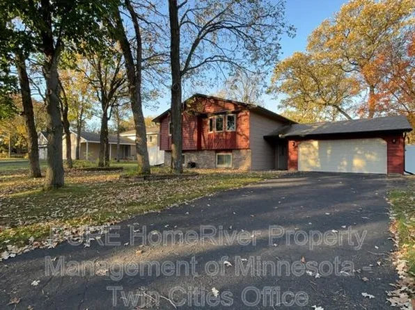 12394 Magnolia Cir NW, Coon Rapids, MN 55448