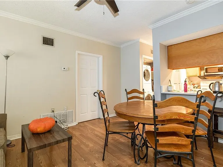 2510 San Gabriel St #305 — Photo 3