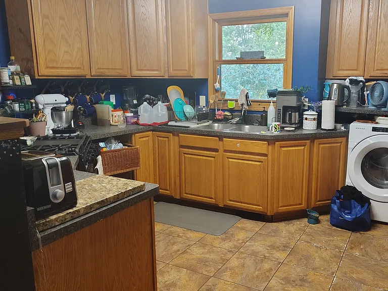 Rest of the kitchen