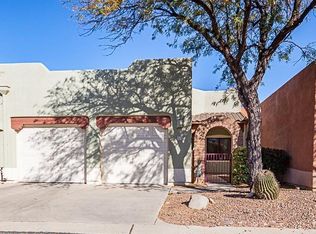 11 Circulo Diego Rivera, Rio Rico, AZ 85646