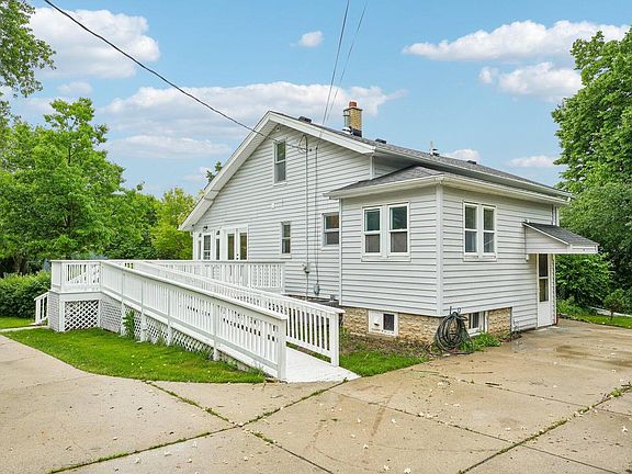 3rd image of 3615 W Cold Spring ROAD