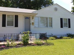 9218 Macon Ave, Saint Louis, MO 63134
