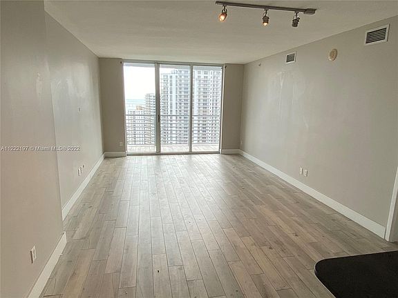 4th image of 325 S Biscayne Blvd APT 3415