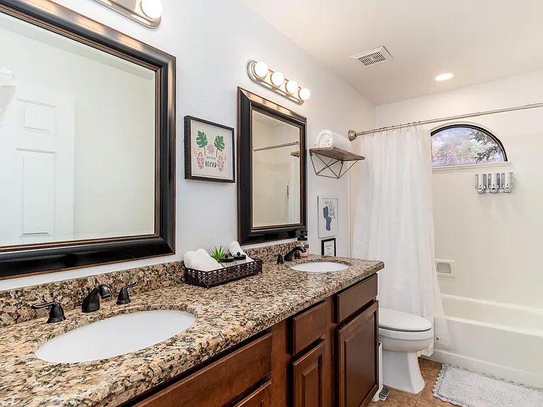 5139 E Fellars Dr — Photo 22