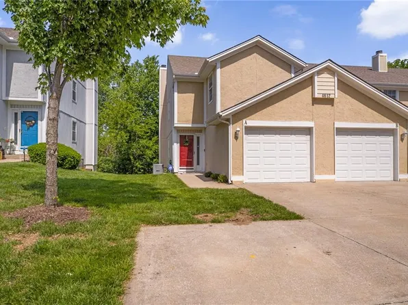 4612 NE Whispering Winds Dr #A, Lees Summit, MO 64064