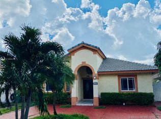 8740 NW 142nd St, Miami Lakes, FL 33018