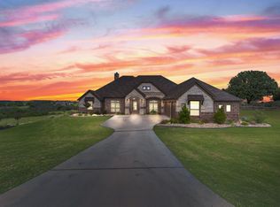 111 Club House Dr, Weatherford, TX 76087