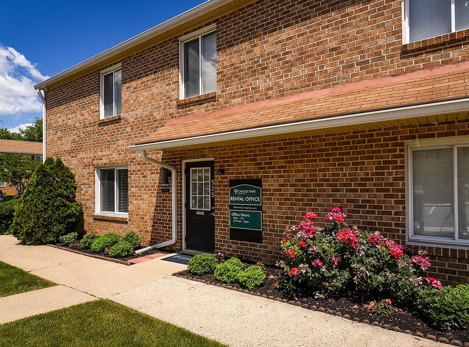 Carlisle Park Apartments — Photo 3