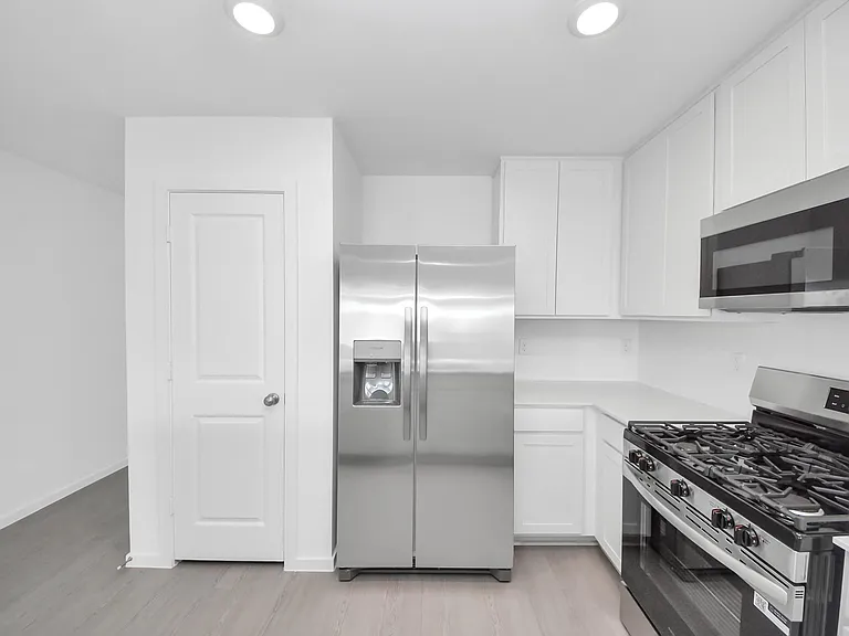 10411 Birds Nest Dr — Photo 8