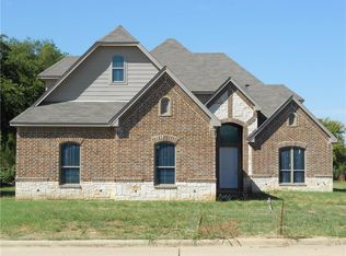 9203 E Parview Ct, Cedar Hill, TX 75104