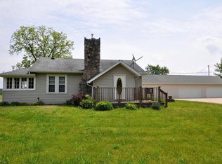6699 River Rd, Sodus, MI 49126