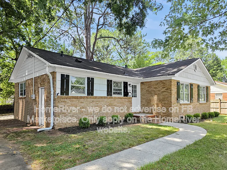 4723 Westcrest Dr — Photo 2