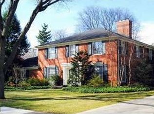 2620 Endsleigh Dr, Bloomfield Hills, MI 48301