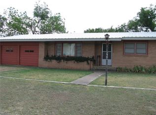 550 E Circle Dr, Evant, TX 76525