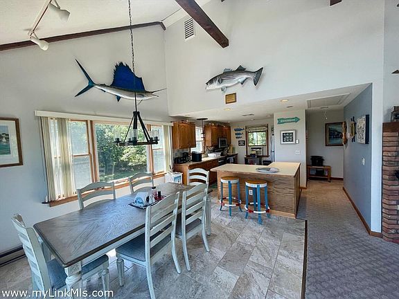 4th image of 12 Lobsterville Rd