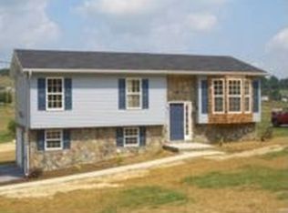 1525 Old Snapps Ferry Rd, Chuckey, TN 37641