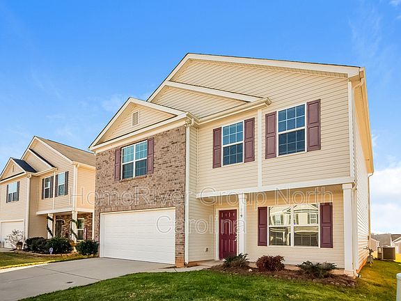 2nd image of 1849 Eastway Dr