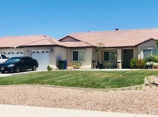 21184 Merlot Ln, Apple Valley, CA 92308