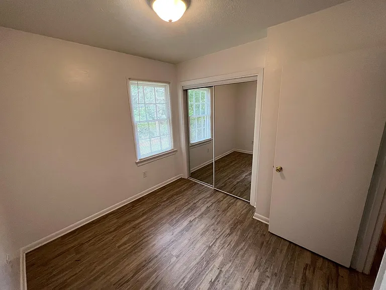 3405 Westbrook Cir — Photo 10