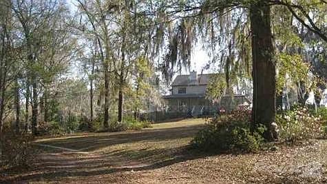 6 Acres Of Beauty
