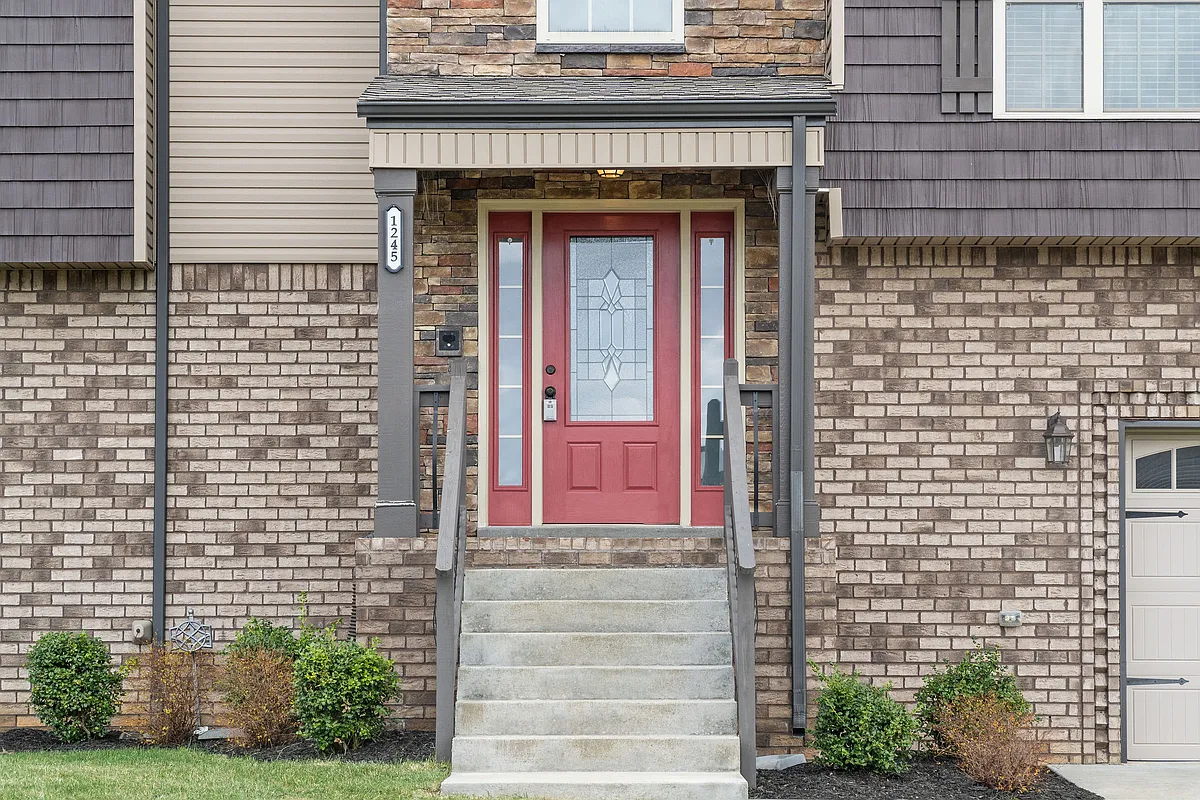 Building Photo - 1245 Fallon Dr