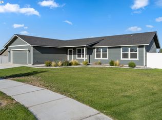 105 SW Dove Ct, Boardman, OR 97818