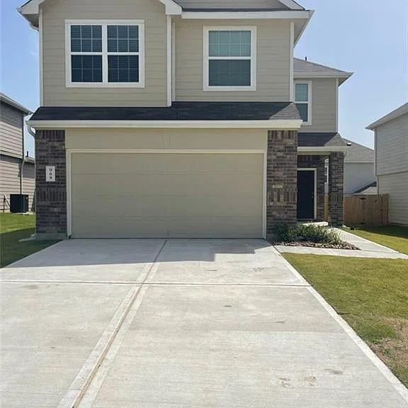 968 Rice Dr — Photo 1