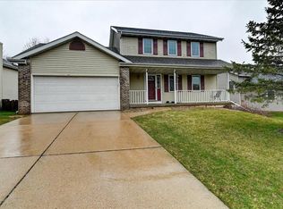 8317 Shale Dr, Madison, WI 53719