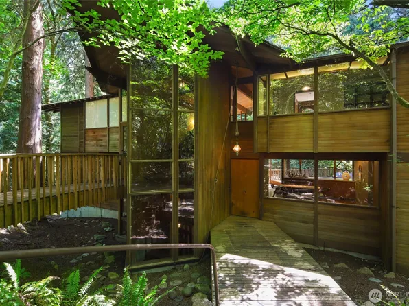 17228 10th Avenue NW, Shoreline, WA 98177