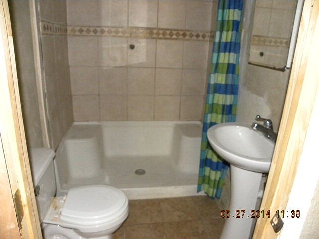 1st image of 625 Cactus St