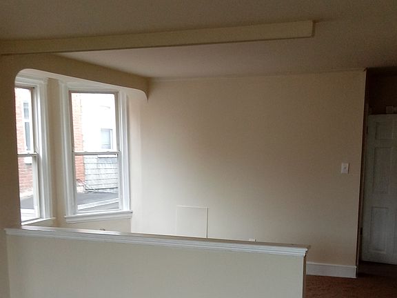 2nd image of 902 N Madison St APT 3