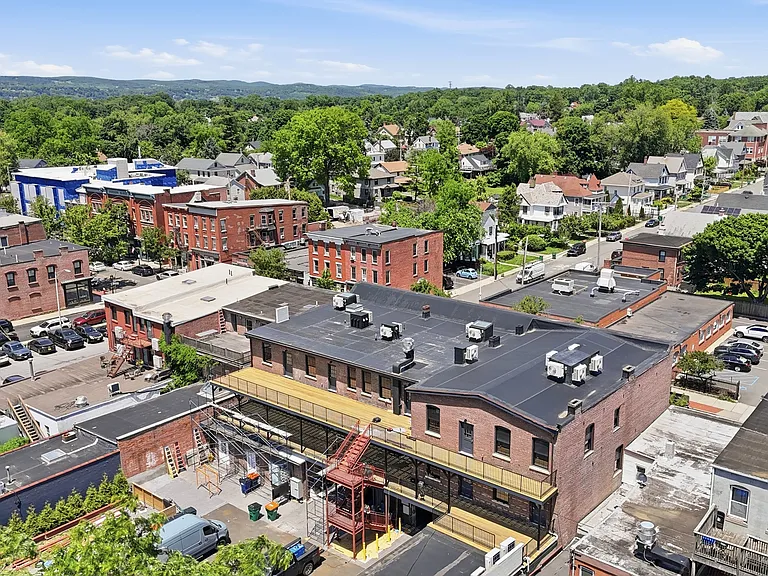 207 Main St #5 — Photo 15