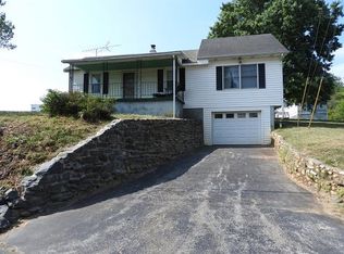 594 Carrollwood Dr, Woodlawn, VA 24381