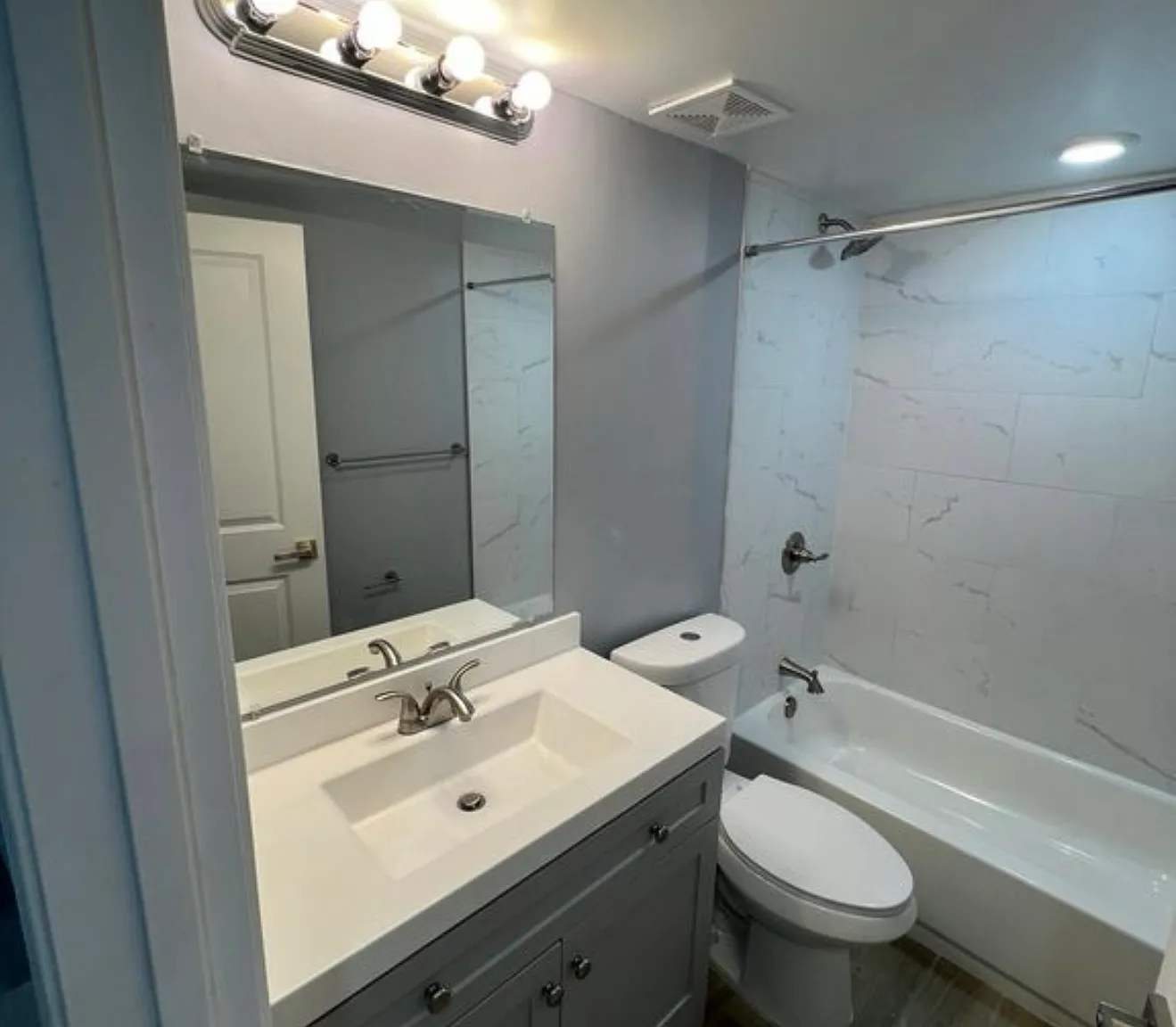 5900 Foote LLC - 11 — Photo 4