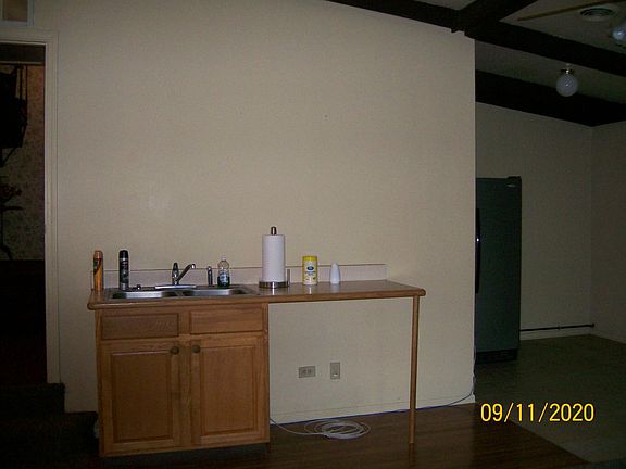 4th image of 328 E Lincoln Hwy #2