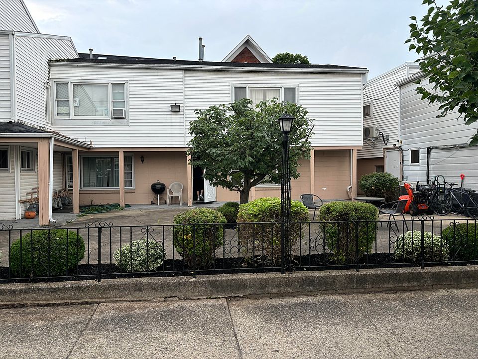 1st image of 5415 Main St #6