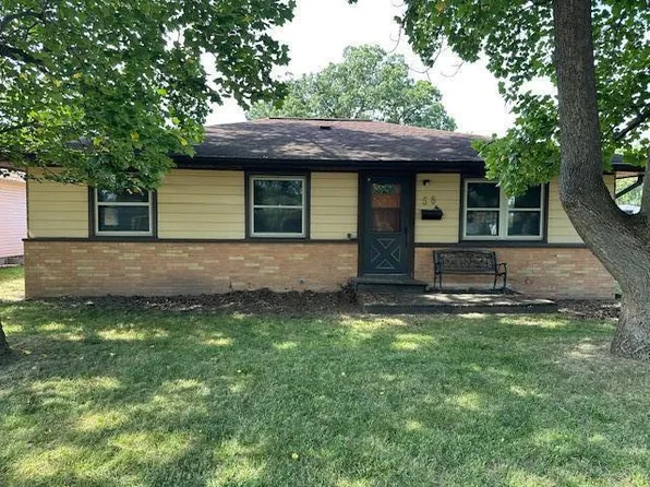 58 N Wilson St, Hobart, IN 46342
