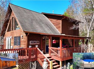 302 Rivercane Rd, Brasstown, NC 28902