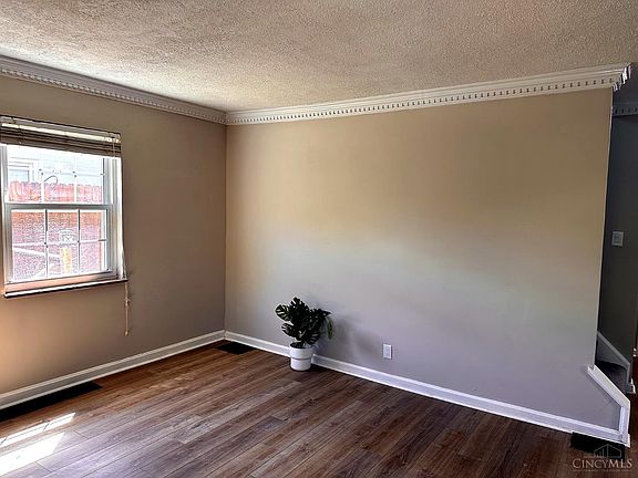 4th image of 1612 Hunt Rd
