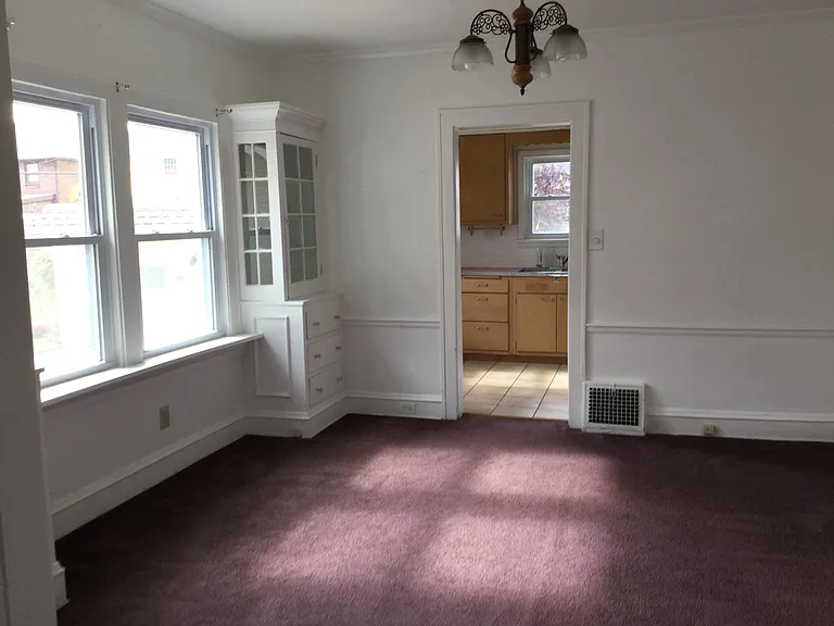 2142 Atkins Ave — Photo 5