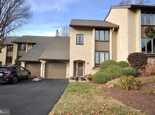111 Golf Club Dr, Langhorne, PA