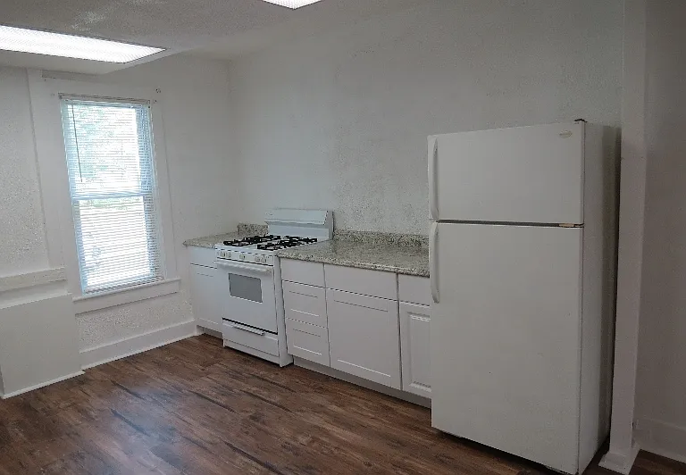 203 S Maple St — Photo 21